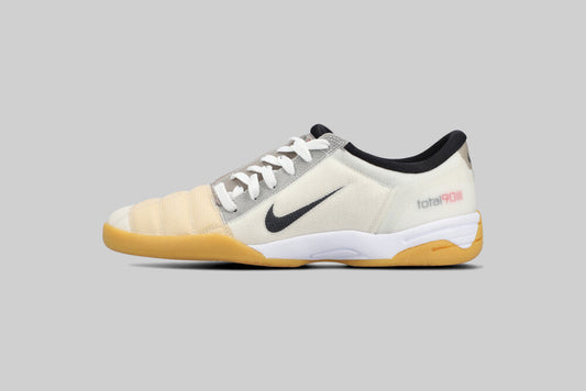 Nike Total 90 'White and Black'